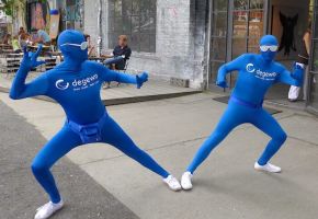 Promotion mit Morphsuits für die degewo