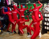 john-harris-fittness-morphsuit-promotion-aktion.jpg